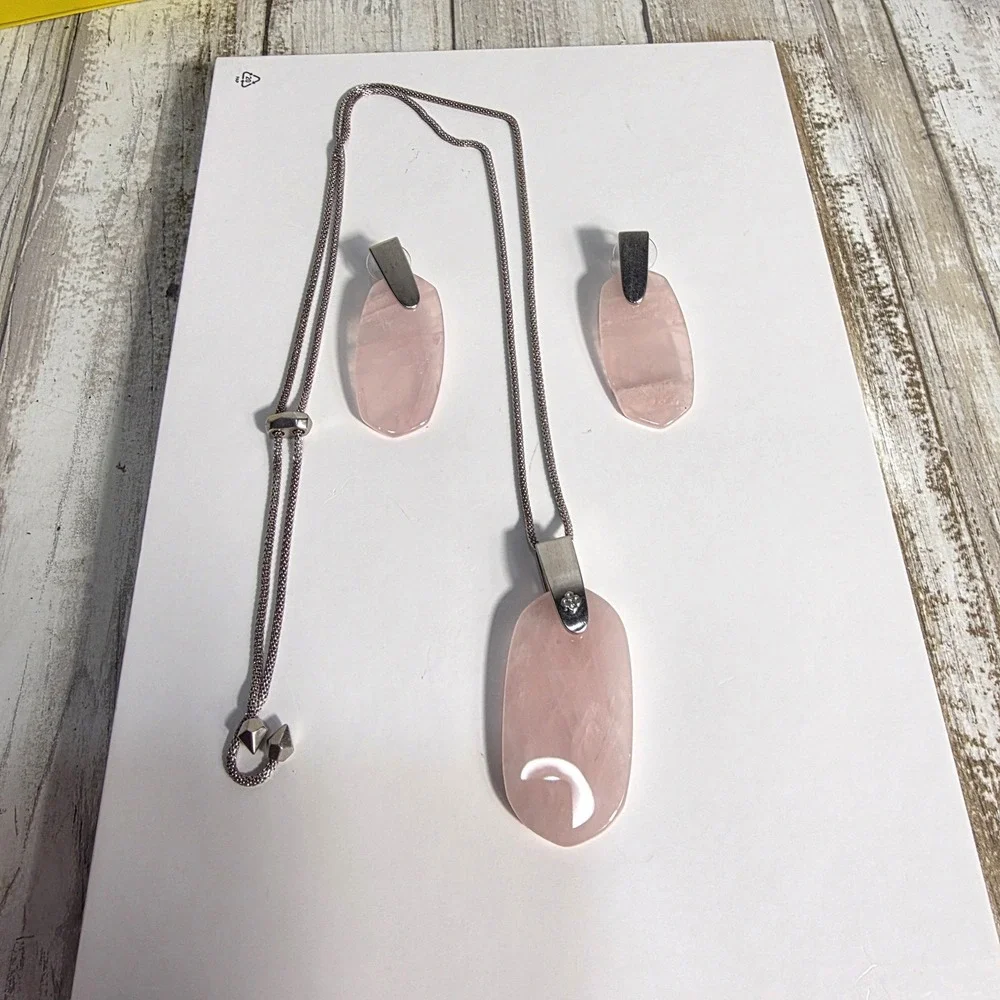 Kendra Scott Rose Quartz Necklace and Earrings Set Silver Rhodium Adjustable - Picture 4 of 6